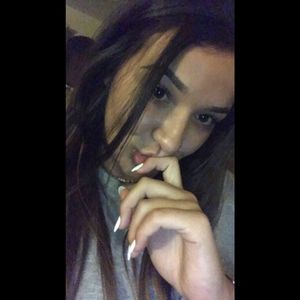 Meet your Posher, Brianna